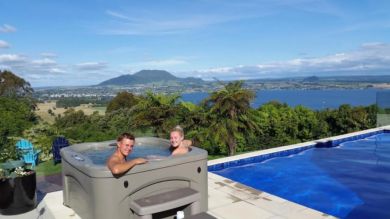Te Moenga Lodge Taupo 0*,