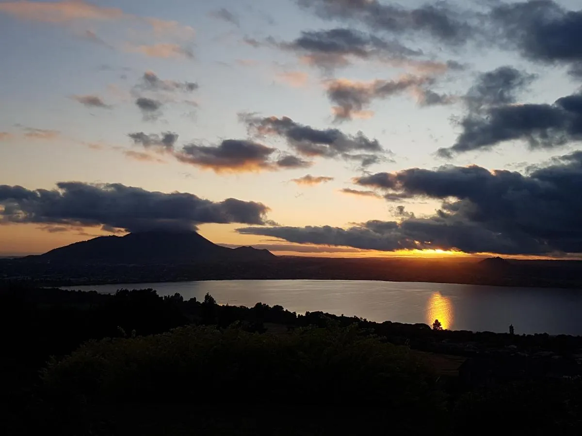 Te Moenga Lodge Taupo New Zealand